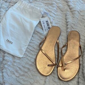 TKEES Riley Beach Pearl Sandal & Drawstring Pouch size 10 new